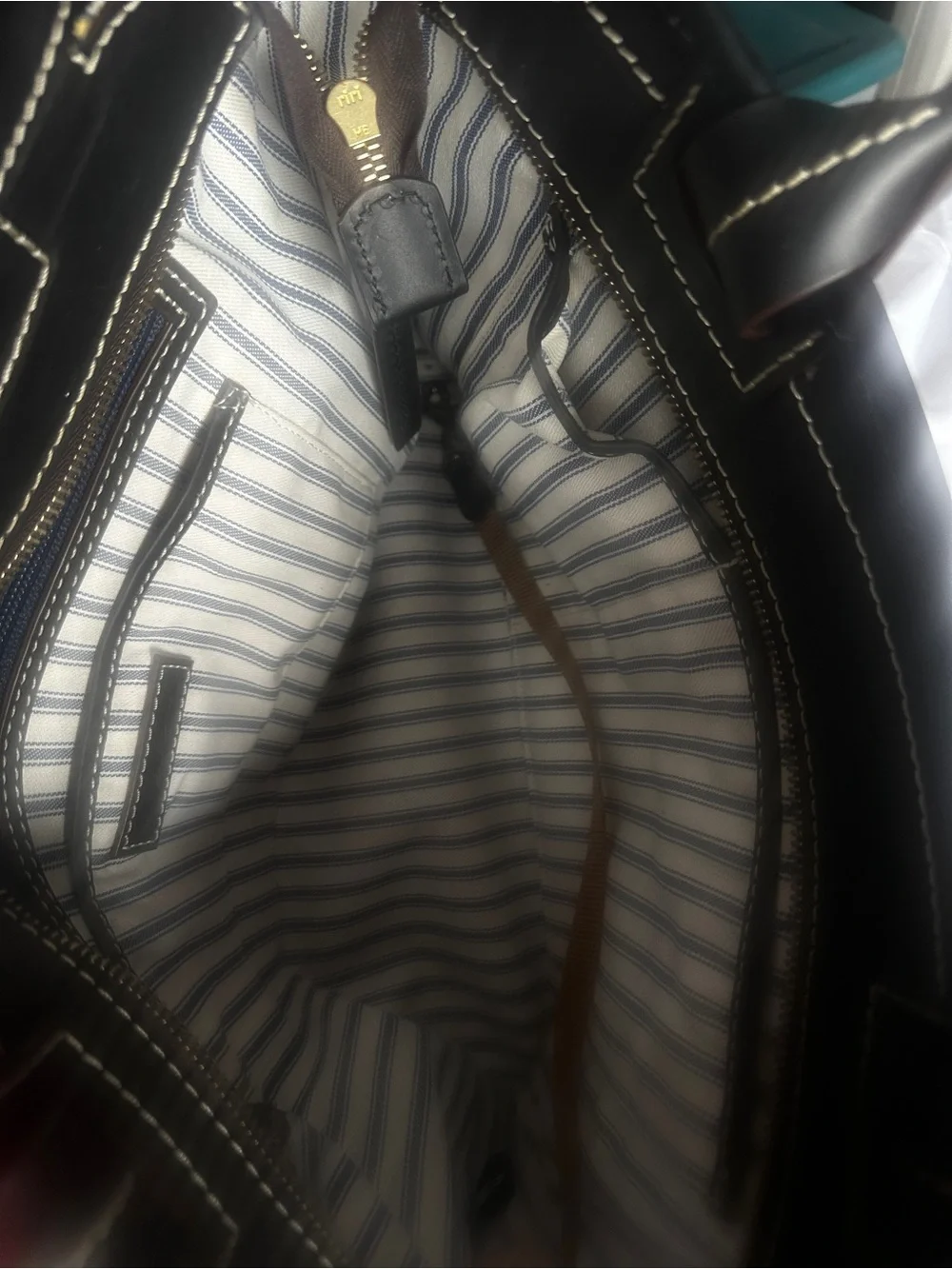 Dooney & Bourke Black Leather Tote Gold Hardware Contrast Stitching
